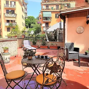 Apartment Vatican Heart Leone Roman Terrace, Rome